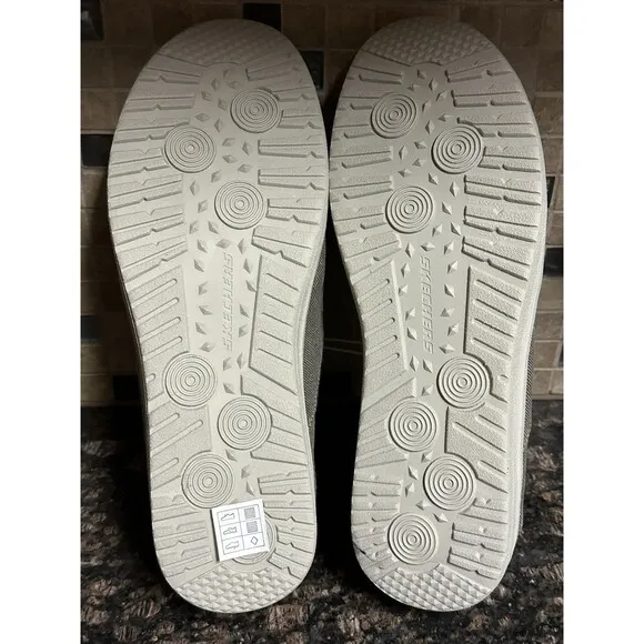 NEW Skechers Mens Size 12 Melson Canvas Slip On Casual Shoes Brown Memory Foam