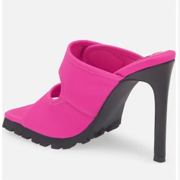 New Steve Madden Women's VOIDED Heeled Sandal, Fuchsia
