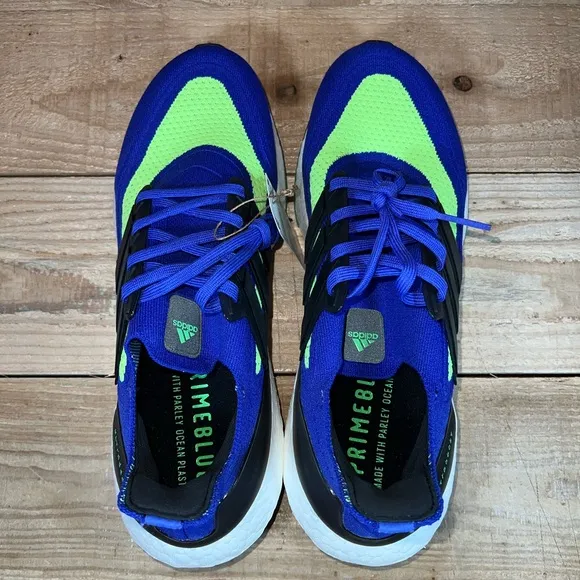 NEW: SZ 11.5 Adidas UltraBoost 21 Sonic Ink Screaming Green Running Shoes S23873