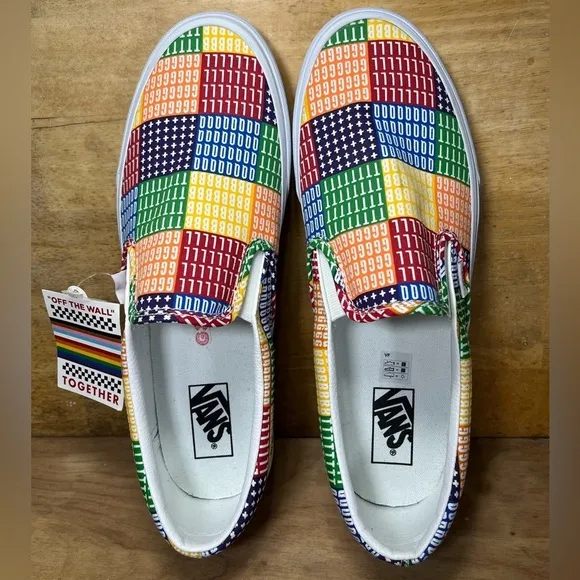 NEW Vans Classic Rainbow Pride LGBTQ Mens Size 11.5 Slip On Shoes Multicolor