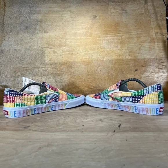NEW Vans Classic Rainbow Pride LGBTQ Mens Size 11.5 Slip On Shoes Multicolor