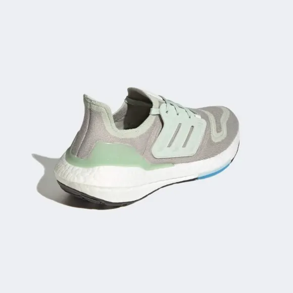 [NEW] Women's adidas UltraBoost 22 Running Shoes Gray Size 7.5 GY7285