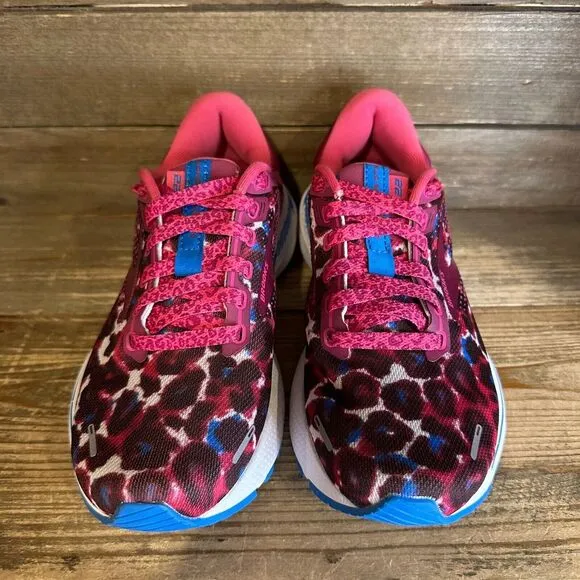 New Womens Brooks Adrenaline GTS 22 Pink Leopard Athletic Running Shoes Size 5.5