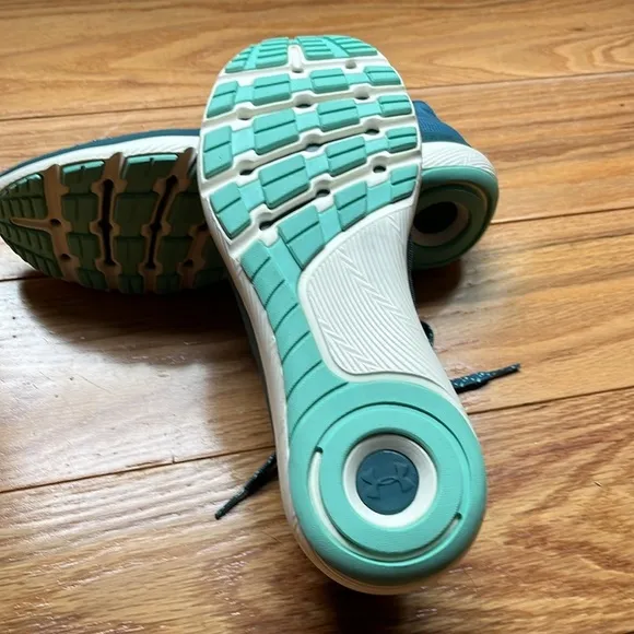 NEW WOMENS UNDER ARMOUR TEAL THREADBORNE SLINGFLEX RUNNING TRAINER SHOES