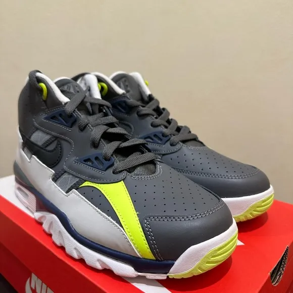 NIB Boys' Big Kids' Nike Air Trainer SC Training Shoes CJ0580 001