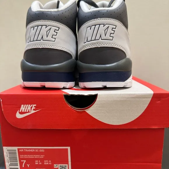 NIB Boys' Big Kids' Nike Air Trainer SC Training Shoes CJ0580 001