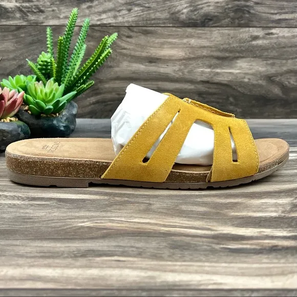 NIB Earth Origins 9W Luna Slip On Suede Slide Sandal Marigold Yellow 40.5