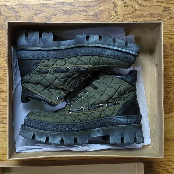 NIB Free People Dawn Quilted Ankle Hiking Boots In Spruce Green Women's Size 8