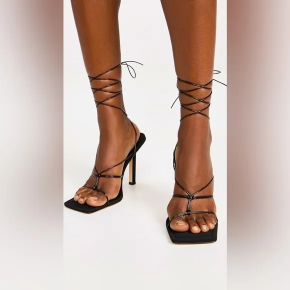 NIB GOOD AMERICAN Cage Slanted Sandals Neoprene Black 8