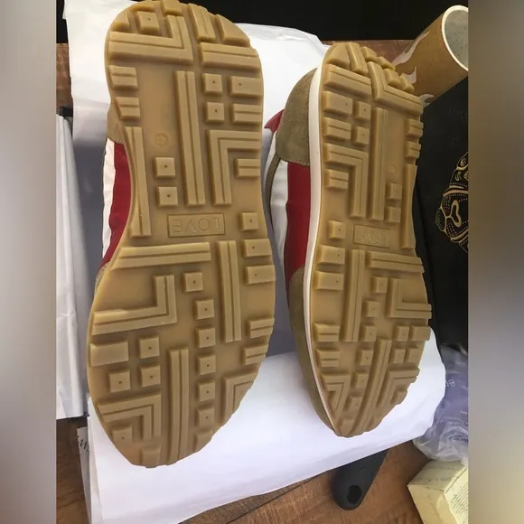 NIB Lita by Ciara Multicolor Trainers in Red White &amp; Tan RARE PAIR - Size 41/ 10