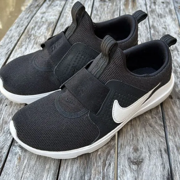 Nike AD Comfort Black White Slip On No Lace Up Size 5 Shoes Sneakers​​​