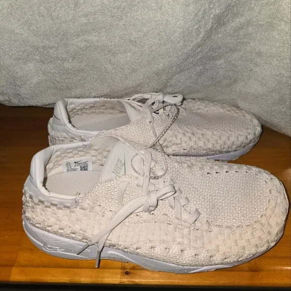 Nike Air Footscape Woven Sneaker Mens Size 13.5 No Box Try On.