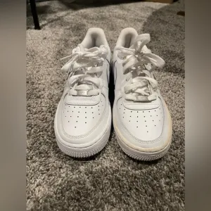Nike Air Force 1 Low White (GS)