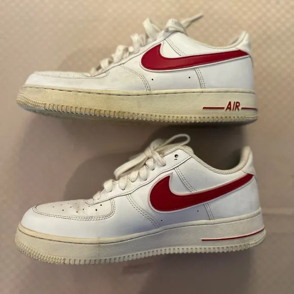 Nike Air Force I low 2018 sneakers gym shoes white with red A02423-102 Size 10.