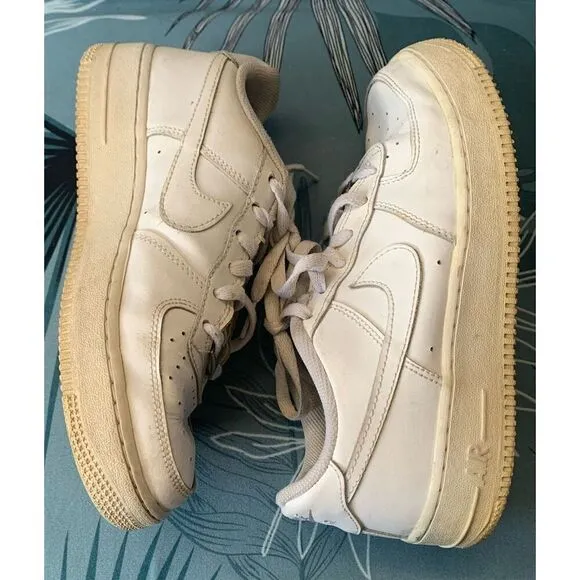 Nike Air Force 1 Low Summit White leather SNEAKER GYM SHOES youth 6.5 women’s 8.