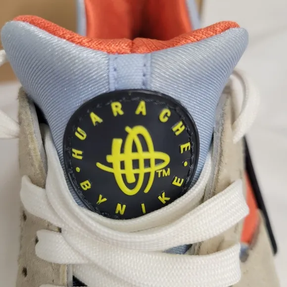 Nike Air Huarache Run Yin and Yang Set to Rise (GS) running shoes