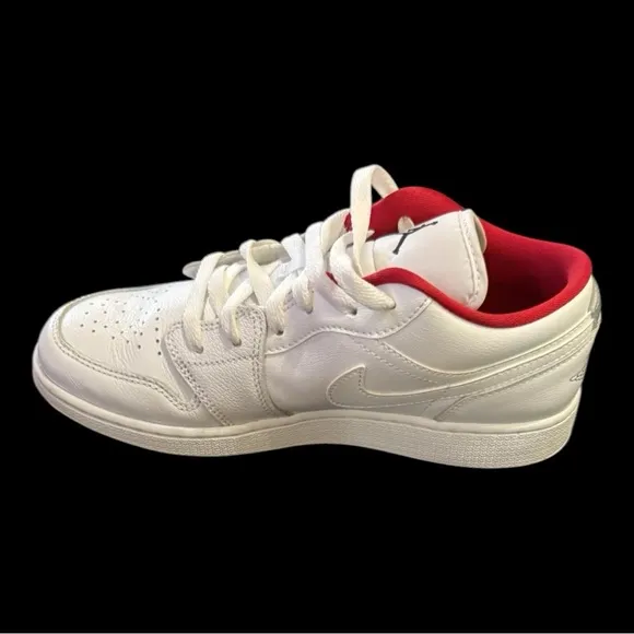 Nike Air Jordan 1 Low White/Black/Gym red 553560-164 GS Size 6.5/ Women’s 8