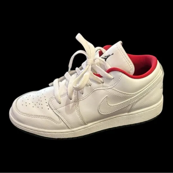 Nike Air Jordan 1 Low White/Black/Gym red 553560-164 GS Size 6.5/ Women’s 8