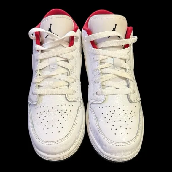 Nike Air Jordan 1 Low White/Black/Gym red 553560-164 GS Size 6.5/ Women’s 8