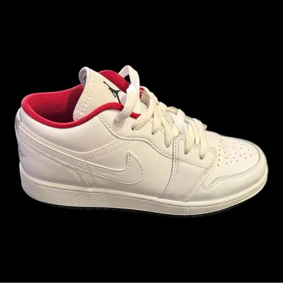Nike Air Jordan 1 Low White/Black/Gym red 553560-164 GS Size 6.5/ Women’s 8