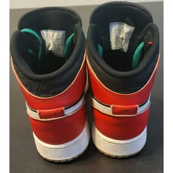 Nike Air Jordan 1 Mid Boys Size 4Y Red Black Athletic Shoes CHRISTMAS DQ8418-006