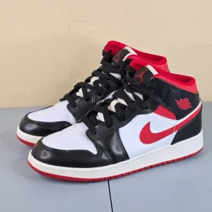 Nike Air Jordan 1 Mid GS Youth Kids Size 7Y Black Gym Red DJ4695-122 2021