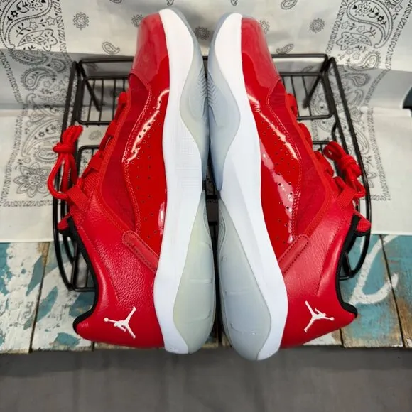 Nike Air Jordan 11 CMFT Low University Red 2022 basketball shoes Mens Sz 12