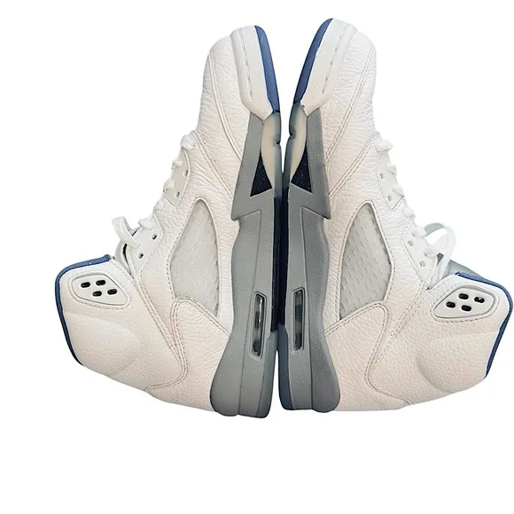 Nike Air Jordan 5 Retro 'Stealth 2.0' White and Blue Big Boys Size 6.5 Youth