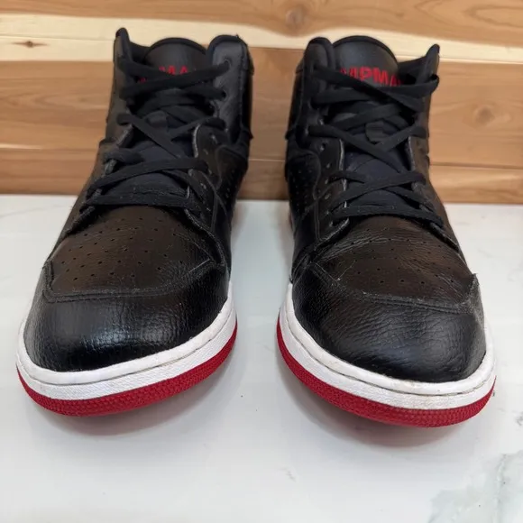 Nike  Air Jordan Access Black Gym Red Basketball Shoes AR3762-001 Men's size 13