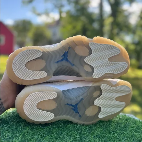Nike Air Jordan Future BG Pure Platinum 656503-013 shoes