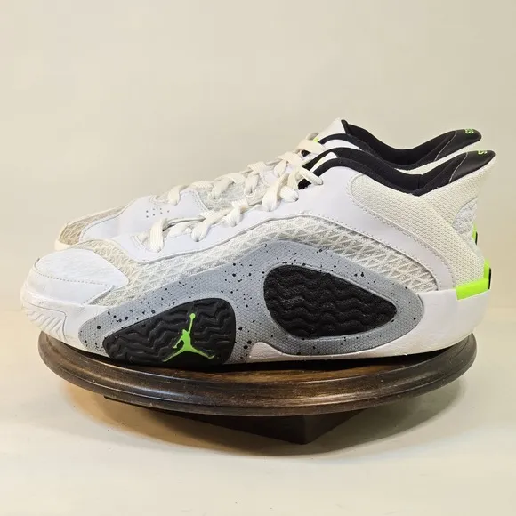 Nike Air Jordan Tatum 2 Boys Size 6Y Basketball Shoes Gym Sneakers FJ6459-100