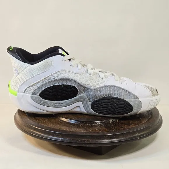 Nike Air Jordan Tatum 2 Boys Size 6Y Basketball Shoes Gym Sneakers FJ6459-100
