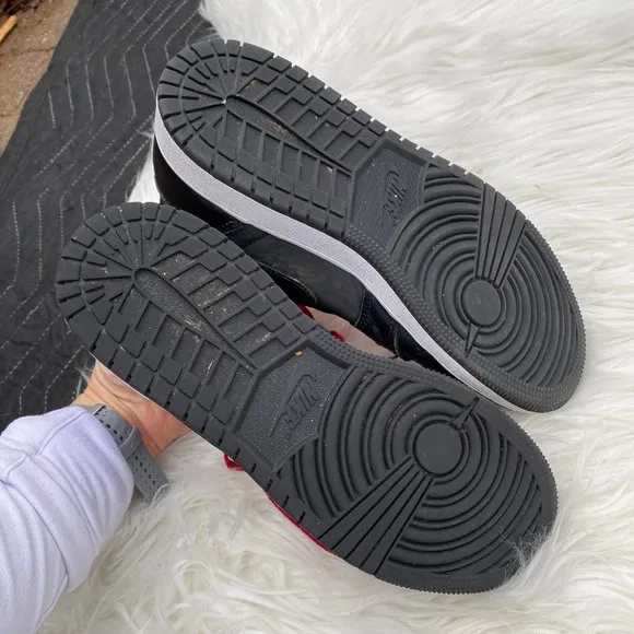 Nike Air Kids Jordan 1 Retro High Shoes Satin Black Gym Red