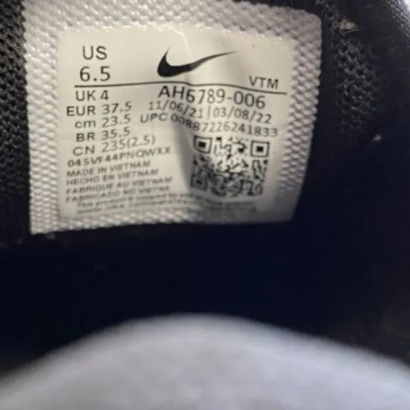 Nike Air Max 270 Low Womens Running Shoes Black AH6789-006 VNDS Size 6.5