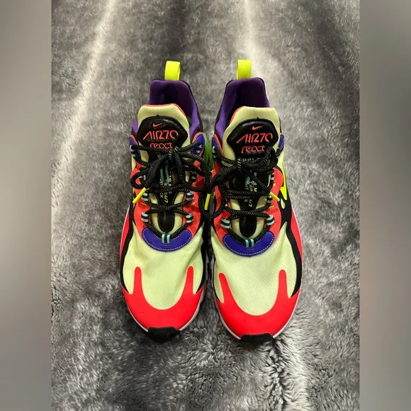 ✔️Nike Air Max 270 React Running Shoes✔️