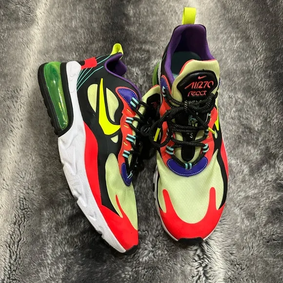 ✔️Nike Air Max 270 React Running Shoes✔️