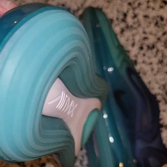 Nike Air Max 720 AR9293-400 Sea Forest Size 8 New No Box