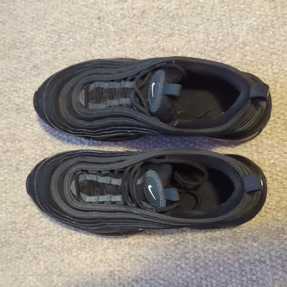 Nike Air Max 97 GS 921522-011 Triple Black Running Shoes Size 6Y/Women's 7.5 US