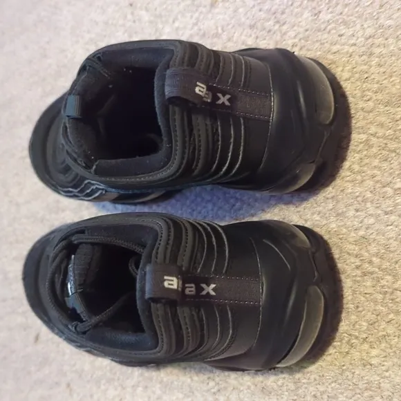 Nike Air Max 97 GS 921522-011 Triple Black Running Shoes Size 6Y/Women's 7.5 US