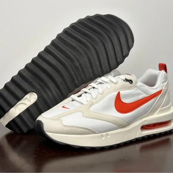 Nike Air Max Dawn sneakers
