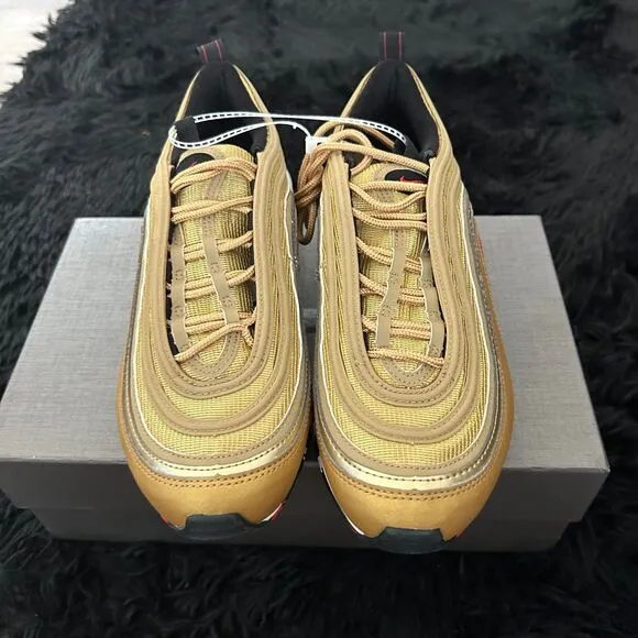 NIKE Air Max gold lace up shoes sneakers women’s 8 = 6.5Y new