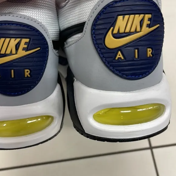 Nike Air max IVO 580518-102 men’s 11.5