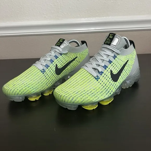Nike Air Max Vapormax Flyknit 3 Silver/Black-Volt Men's Running Shoes AJ6900-005