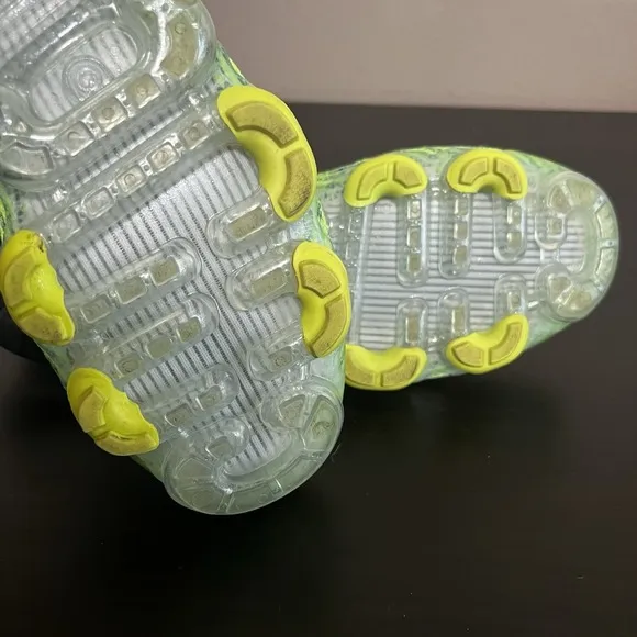 Nike Air Max Vapormax Flyknit 3 Silver/Black-Volt Men's Running Shoes AJ6900-005