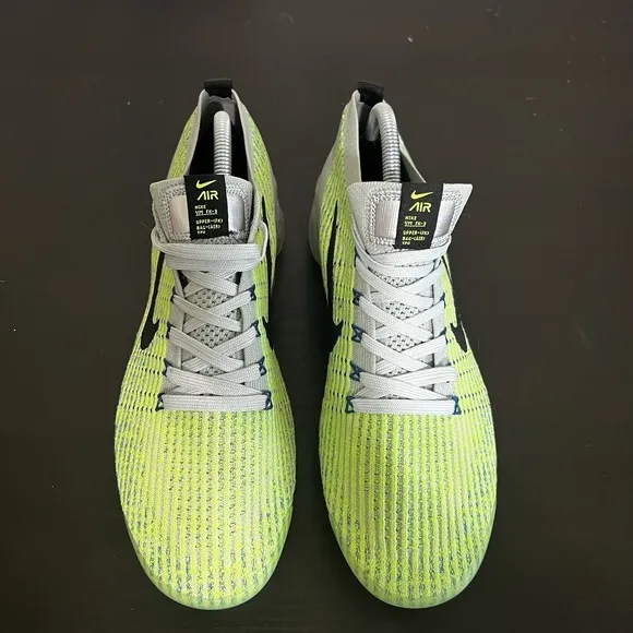 Nike Air Max Vapormax Flyknit 3 Silver/Black-Volt Men's Running Shoes AJ6900-005
