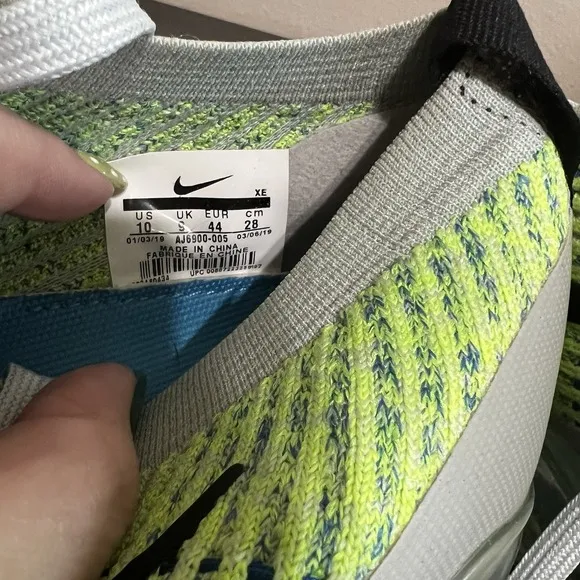 Nike Air Max Vapormax Flyknit 3 Silver/Black-Volt Men's Running Shoes AJ6900-005