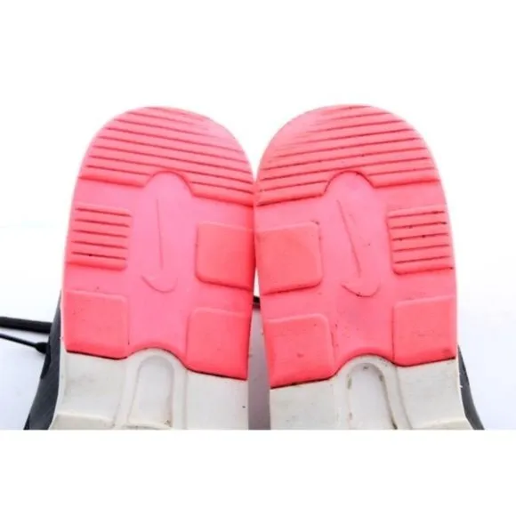 Nike Air motion 2 black hyper pink sneakers shoes womens gym running sz 10