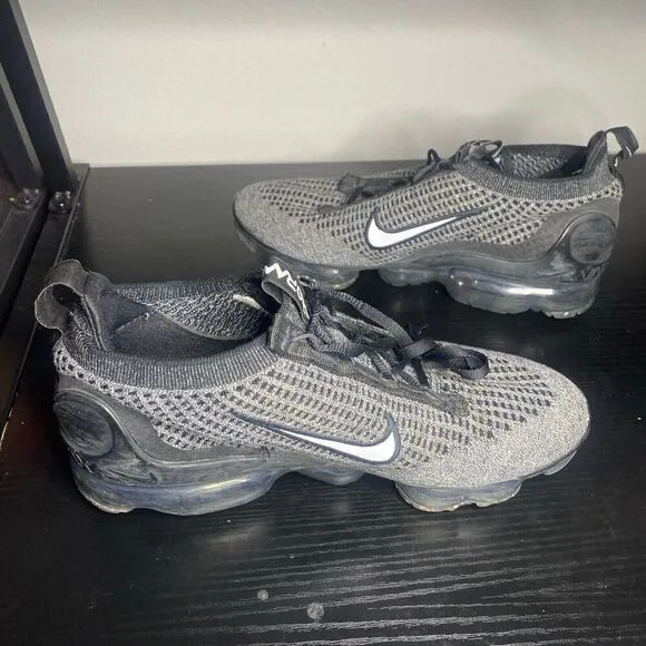 Nike Air VaporMax 2021 Flyknit Running Shoes DC9394-001 Black White Mens SZ 7.5