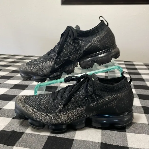 Nike Air Vapormax Flyknit 2 Mens Running Shoes Black/Dark Grey 942842 012 Sz 9.5
