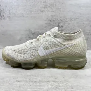 Nike Air Vapormax Flyknit Running Shoes - Women's Size 9.5